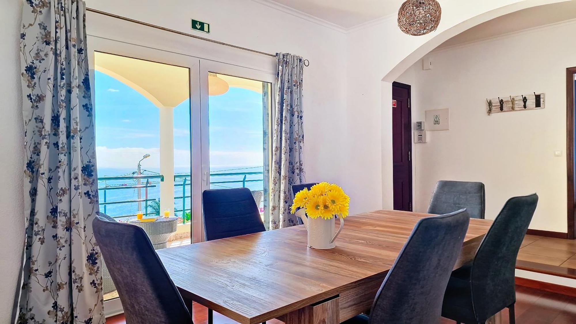 Casa Eleanor By Lovelystay Calheta  Exterior photo